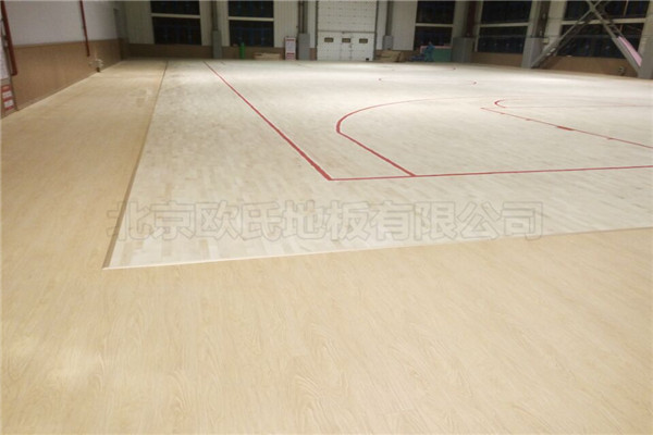 運(yùn)動(dòng)木地板